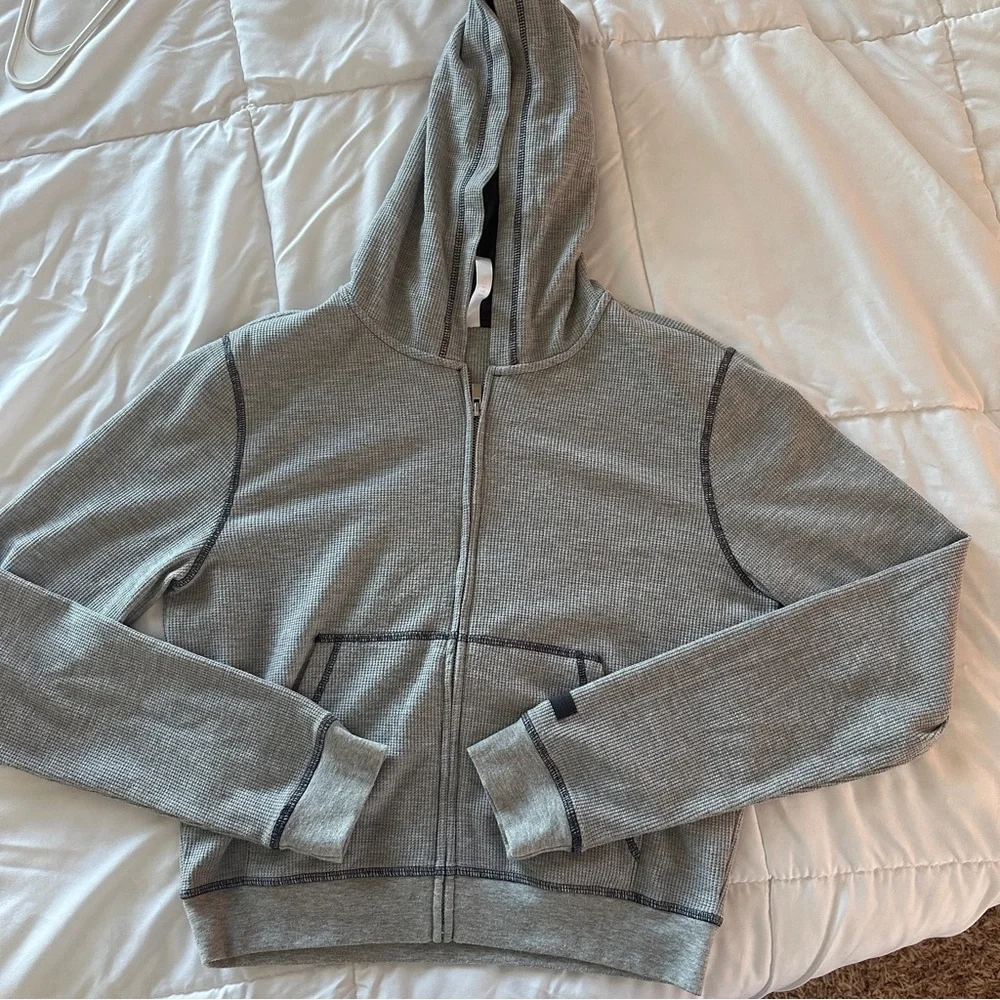 Fabletics jacket - Picture 3 of 4